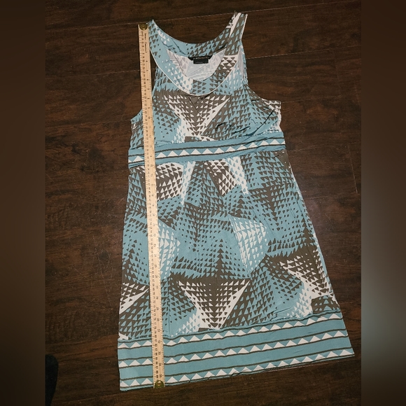 BCBGMAXAZRIA Sleeveless Jersey Dress - Picture 7 of 8